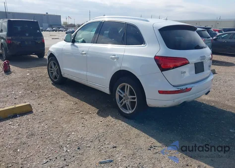 2015 Audi Q5 2.0T Premium z USA, uszkodzony, nr VIN WA1LFAFP7FA034715